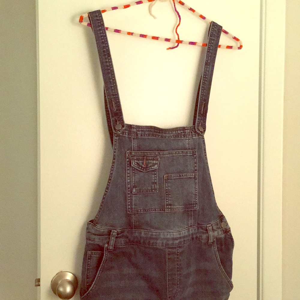 Free People washed denim overalls- Girlfriend wash